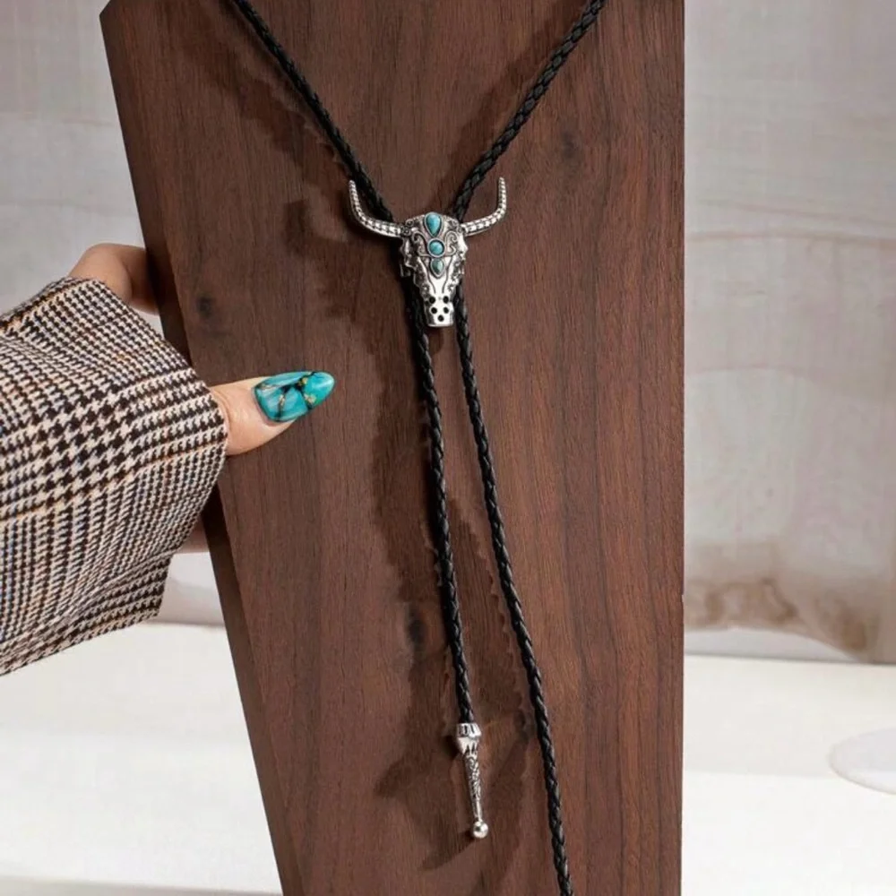 Western cow head blue turquoise bolo - Picture 2 of 3